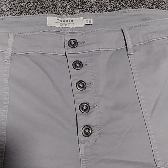 Torrid shorts - Picture 2 of 4
